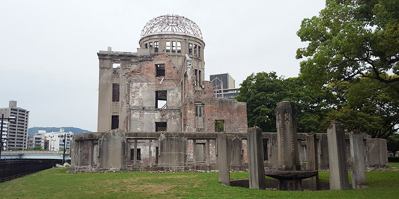 スタッフ研修旅行に行きました